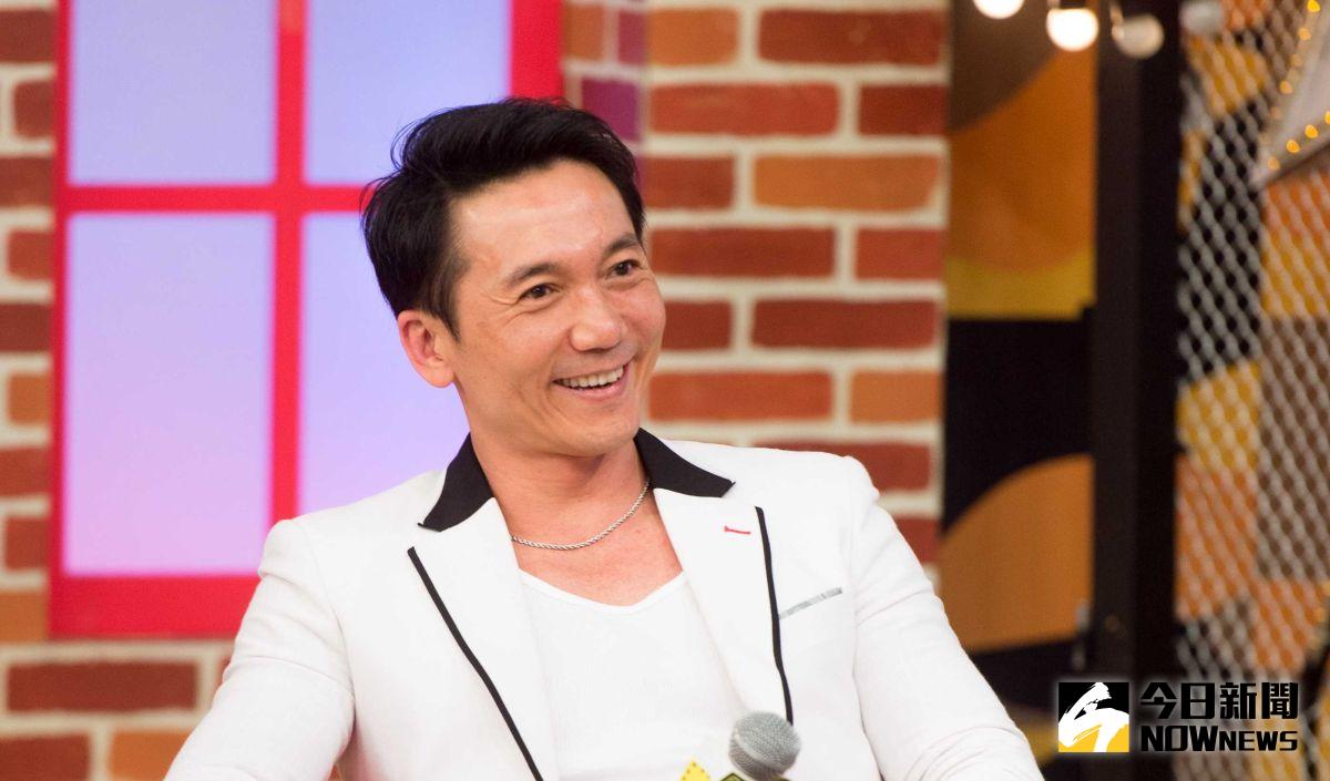 ▲鄒兆龍拍武打戲容易受傷，開玩笑說要找小護士全面性按摩。（圖／三立提供，2017.5.2）