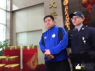 正心道場鬥毆事件，台北市大安警分局17日訊後將道館負責人朱雪璋移送北檢。中央社記者劉建邦攝 105年2月17日