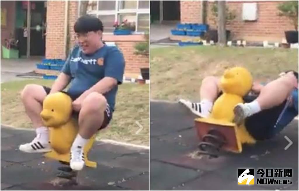 ▲胖男騎搖搖鴨，一個後仰GG了。（圖／翻攝自「Bling_krrr」臉書）