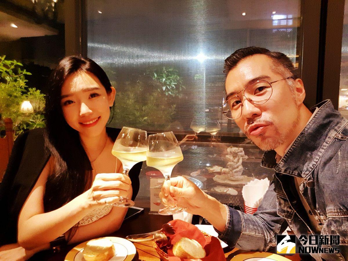 ▲張兆志（右）再替前妻許允樂（左）發聲，他公開「黑許允樂群組」的操作手法，黑粉會將一堆不實指控散播出去，甚至寄給網紅陳沂、鍾明軒。（圖／張兆志臉書）