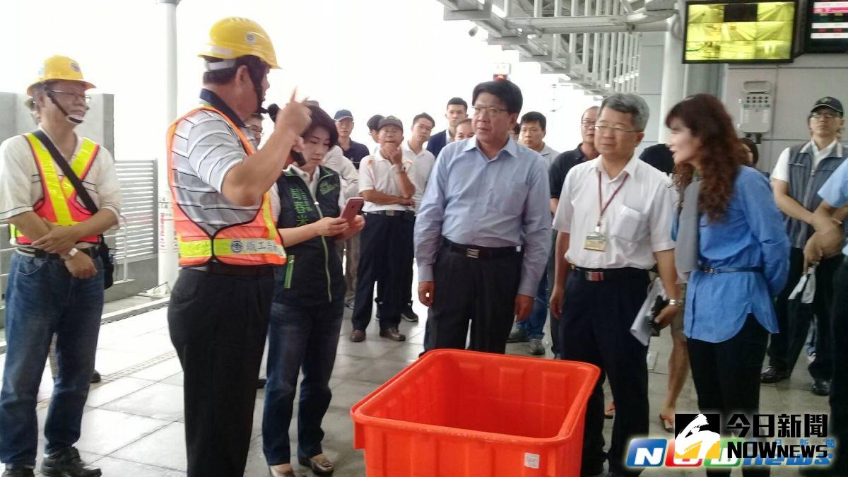 ▲屏東縣長潘孟安 實勘火車站前周邊工程進度，縣民廣場將於今年10月底完工。（圖／翻攝自網路）