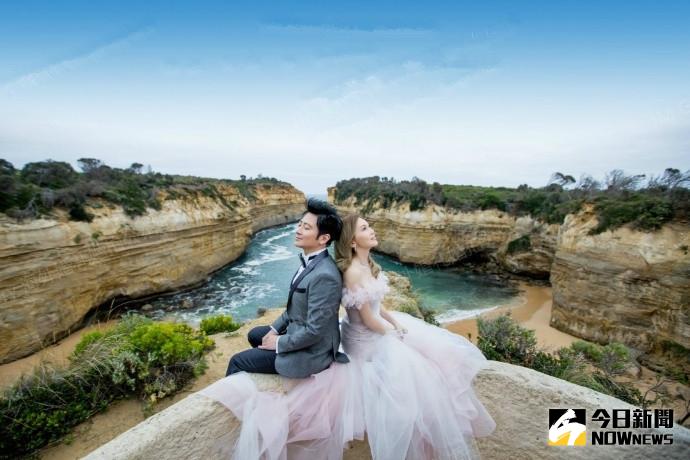 ▲孫耀威與陳美詩的婚紗照曝光，不少網友大讚：「超唯美」。（圖／翻攝自新浪娛樂微博，2017.05.17）