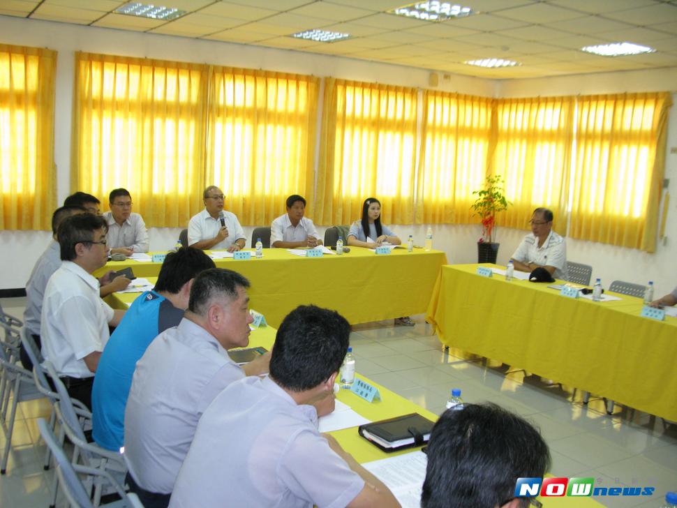 澎湖地檢署鄭檢察長邀集主任檢察官、吳檢察官與警察局張副局長、刑大歐副大隊長等一行人赴望安分局辦理緝毒工作座談會。（圖／望安分局提供）