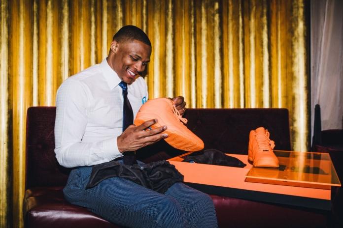 MJ贈送Westbrook MVP紀念鞋款。（圖／翻攝自網路）