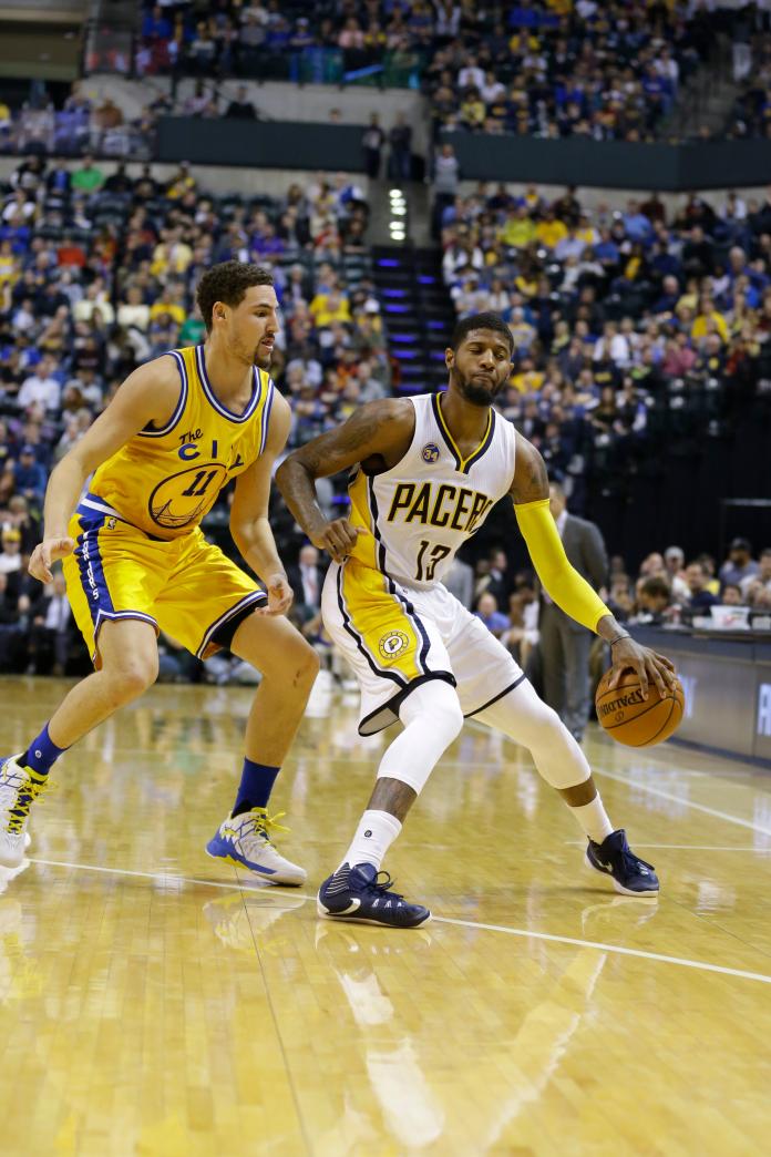 外傳Paul George \\(右\\) 嘗試拉攏Klay Thompson \\(左\\) 明年球季結束加入湖人隊。（圖／美聯社／達志影像）