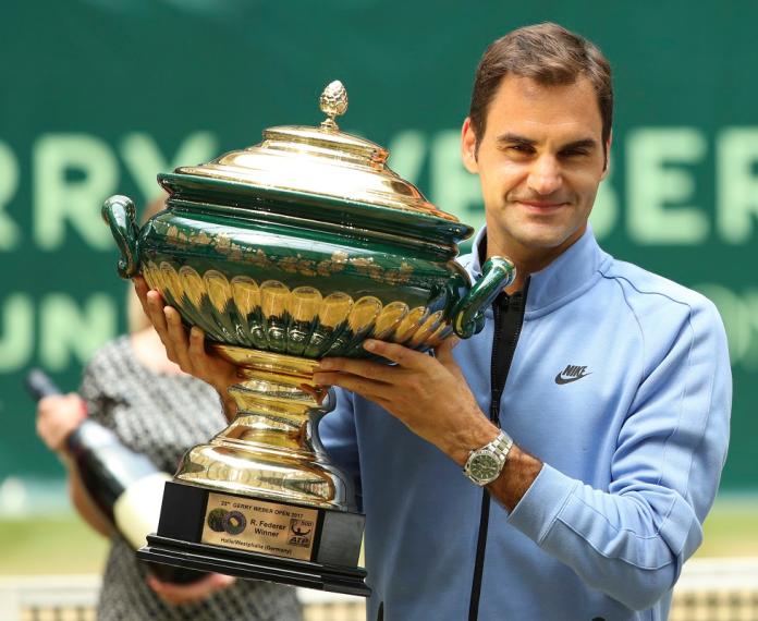 ▲Roger Federer生涯第9度在哈雷草地賽封王。（圖／美聯社／達志影像）