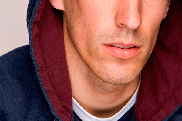 ▲韓星金宇彬年僅27歲驚傳罹患鼻咽癌，所幸及早發現，目前正在接受藥物與放射治療（圖片非當事人）。（圖／ingimage）