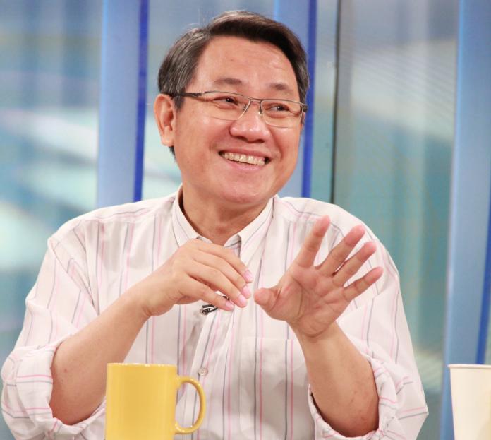 ▲陳立宏上《新聞挖挖哇》談抗癌歷程。（圖／JET，2015.10.26）