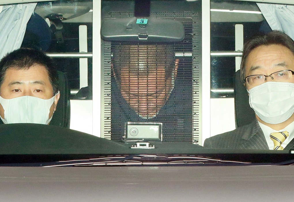 ▲清原和博（中）遭警方逮捕。（圖／美聯社／達志影像）