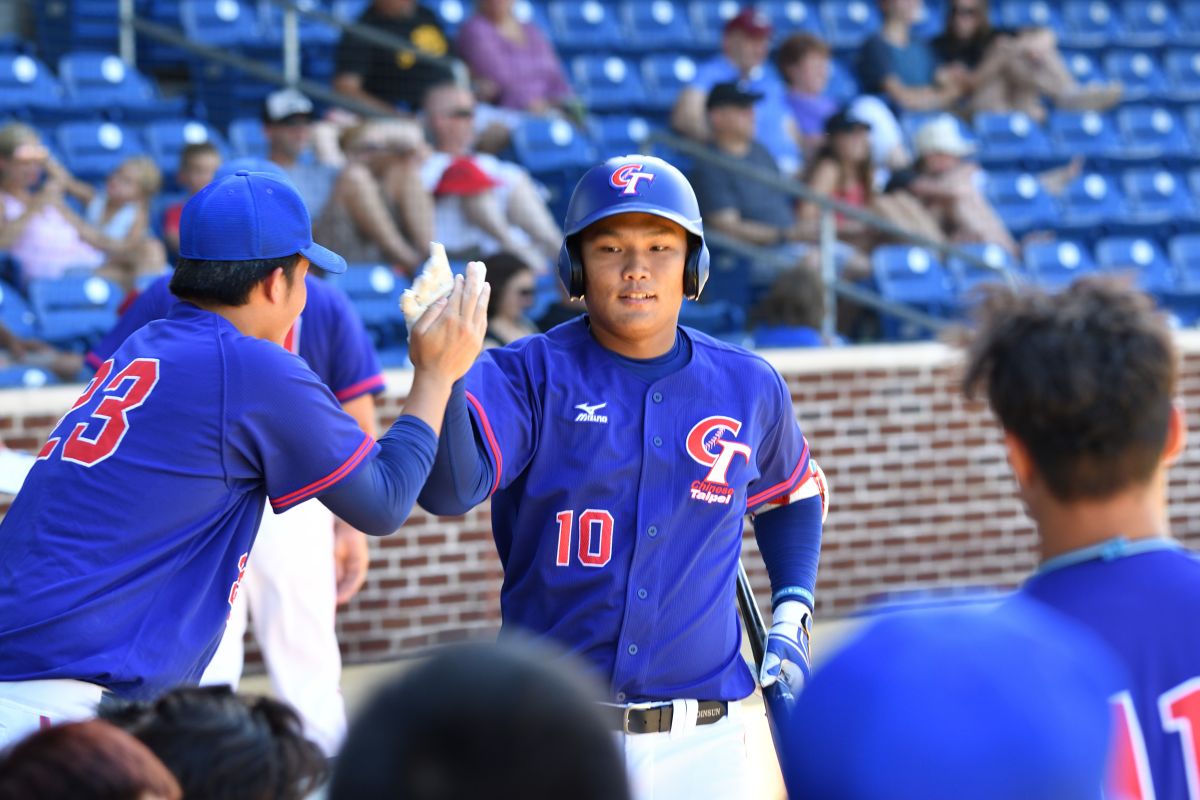 ▲范國宸陽春彈幫助中華隊首開紀錄。（圖／中華棒協提供）