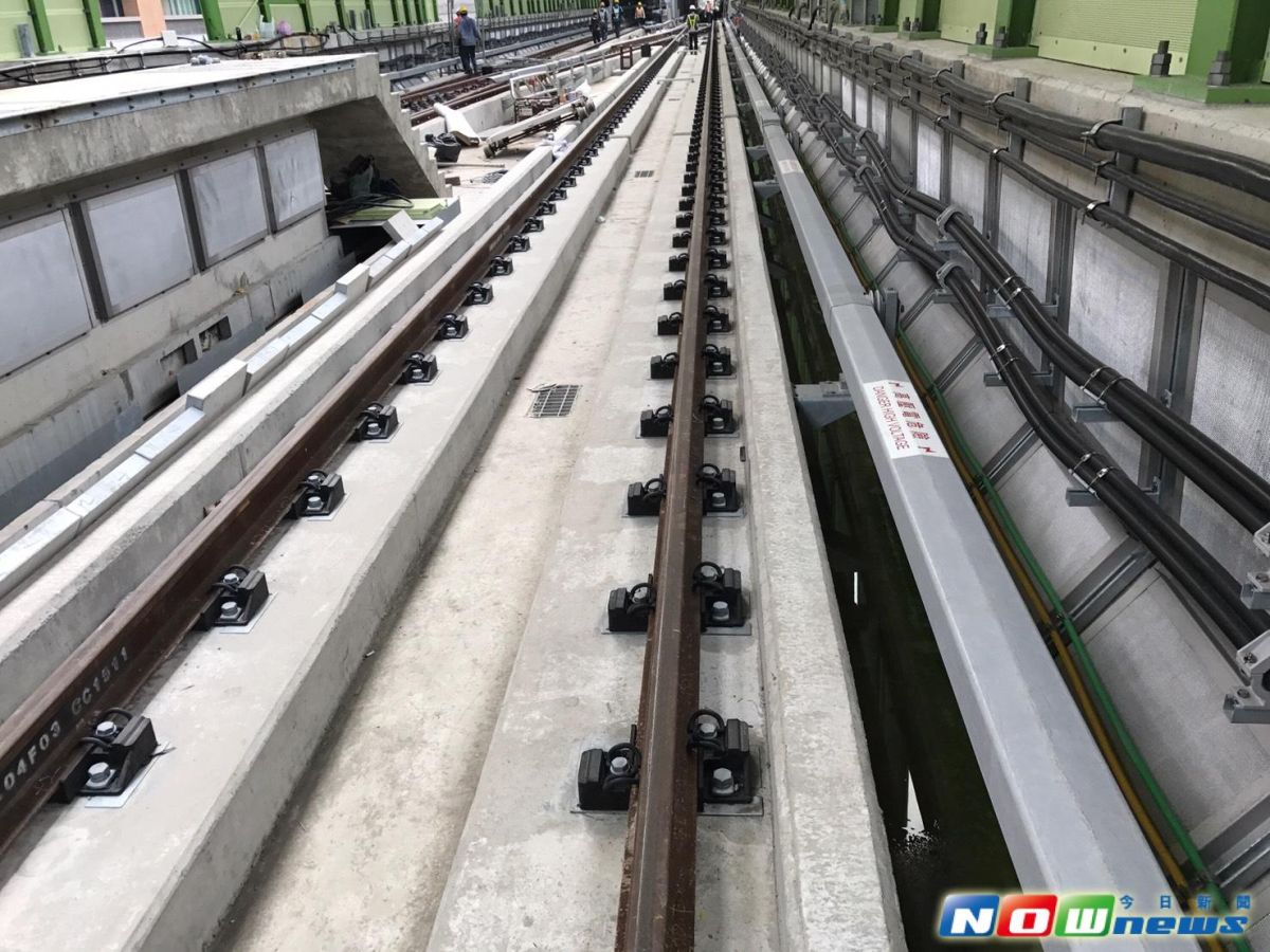 ▲中市捷運軌道全線鋪設完成，暑假將看見電聯車奔馳測試。（圖／交通局提供2017.6.18）