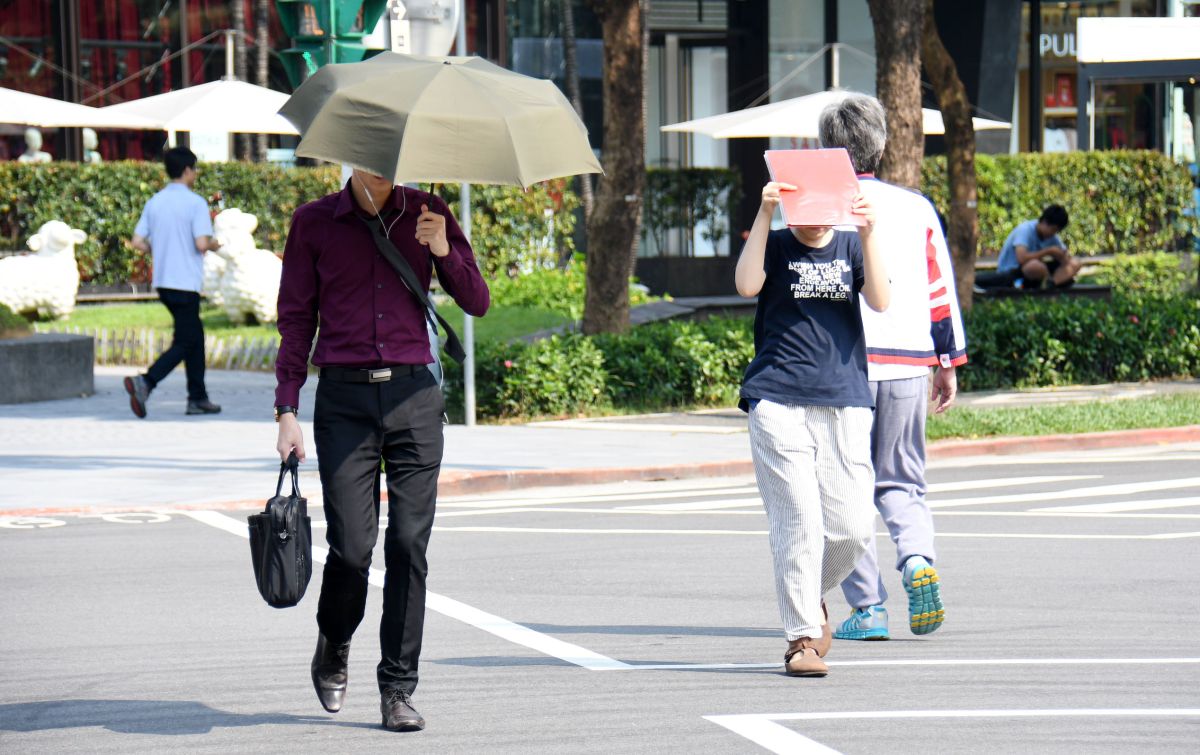 ▲中央氣象局指出，今（9）日東北季風減弱，北臺灣氣溫略為回升，不過早晚各地還是稍涼，白天北部、東半部高溫約22至24度，中南部高溫約25至27度。。（圖／NOWnews資料照）