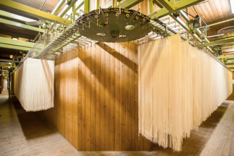 ▲在家做出超好吃麵食　品嚐Q滑帶勁麵條祕訣大公開。（圖／統一好勁道提供）