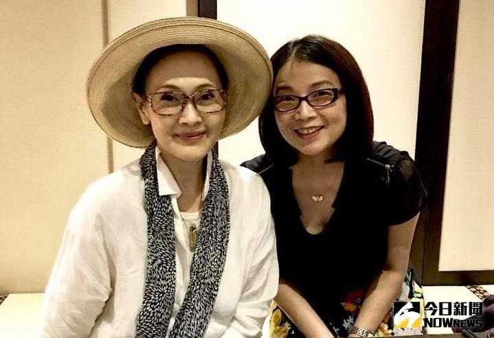 ▲蔡玉真（右）上傳她與甄秀珍的聚會合照。（圖／翻攝自蔡玉真臉書，2017.06.15）