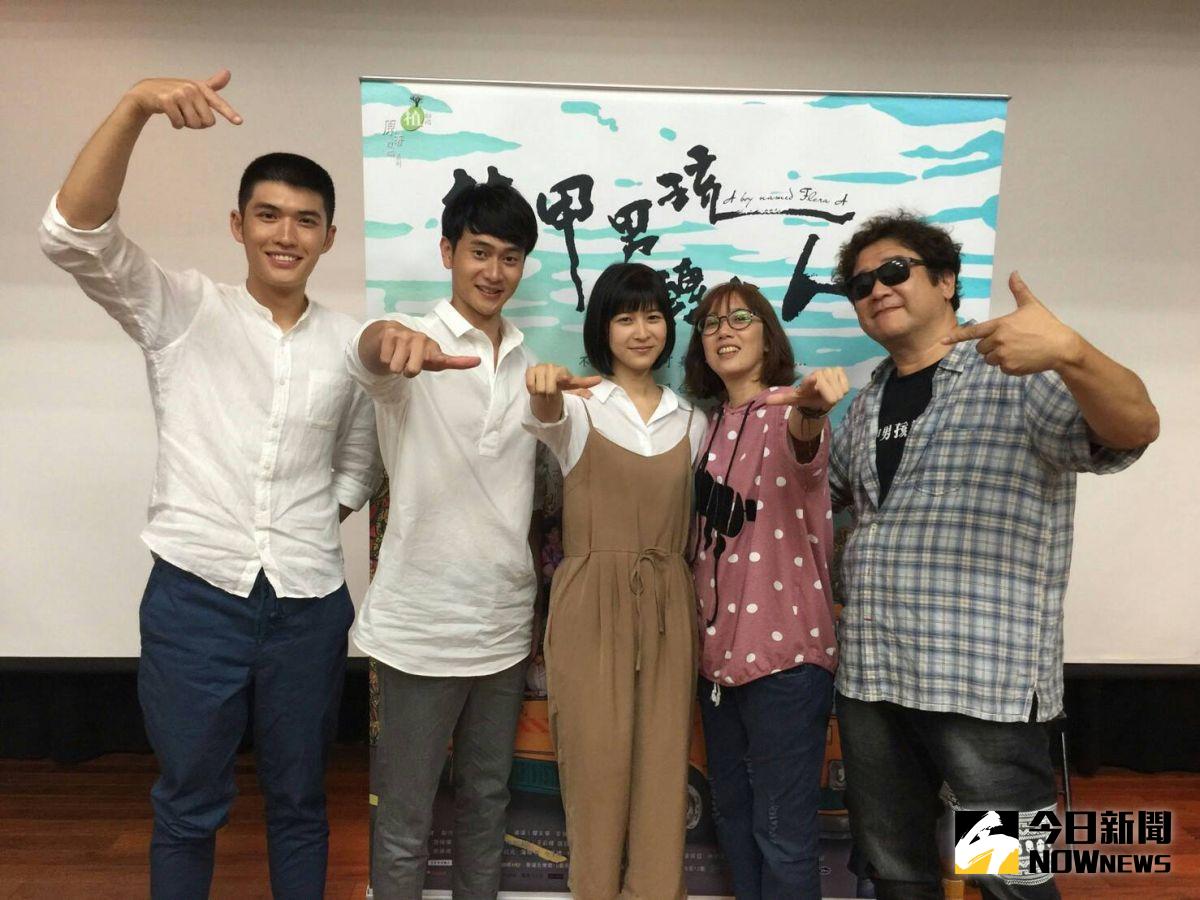 ▲瞿友寧（右）帶著《花甲男孩轉大人》演員回到母校世新大學舉辦講座。（圖／好風光提供，2017.06.07）