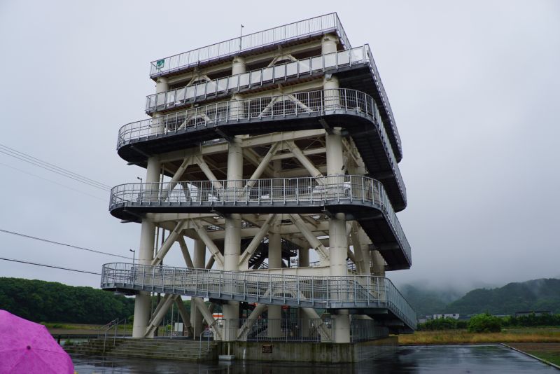 ▲日本四國海嘯避難塔，高12公尺，成為周邊居民海嘯來襲時重要避難場所。(圖／NOWNEWS資料照)