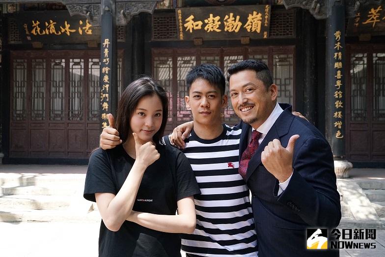 ▲《武動天地》由導演張之亮執導，李淳（中）、歐陽娜娜（左）與日籍演員池內博之攜手演出。（圖／凱渥提供，2017.06.06）