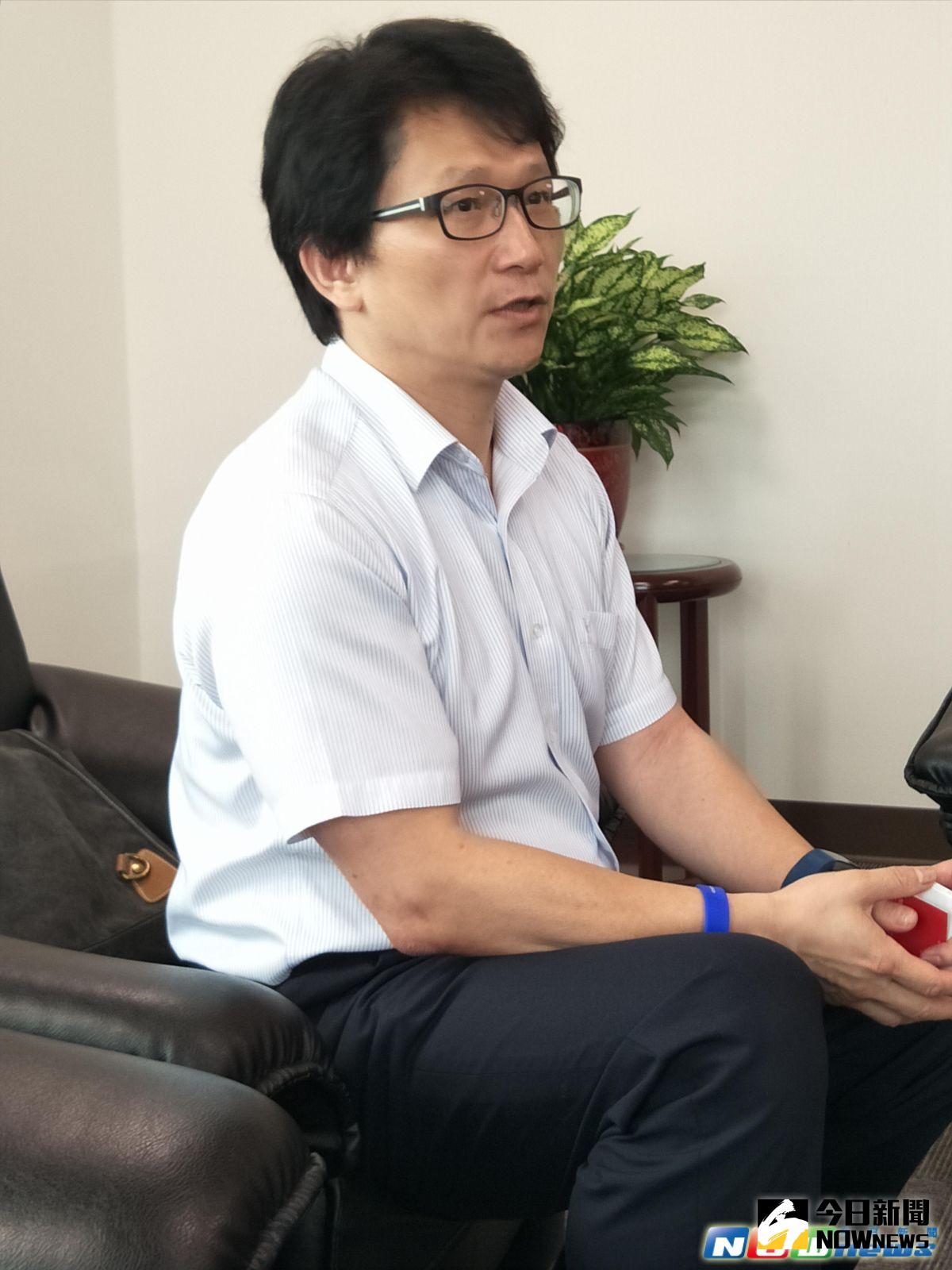 ▲行政院資通安全處處長簡宏偉表示，因應資安問題日益頻繁，行政院研擬的「資通安全管理法草案」將在下個會期作為優先法案審理。（圖／記者林昱均攝,2017.06.01）