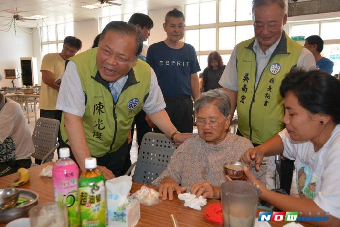 鐵線長者慶生餐會　陳光復到場祝賀關懷
