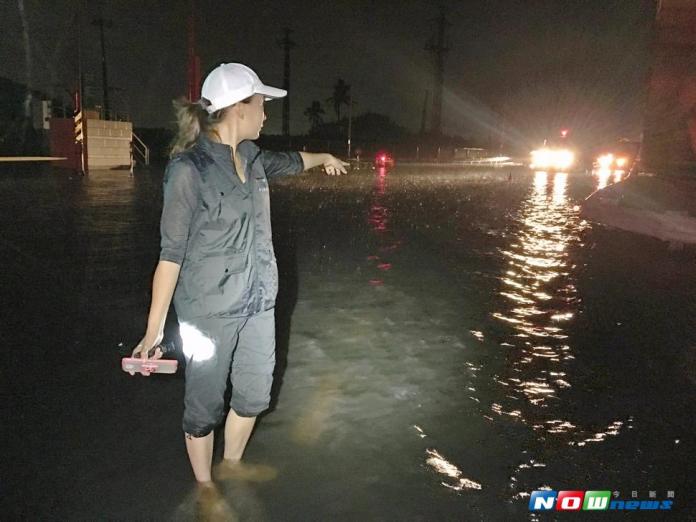 尼莎來襲，記者直擊屏東縣林邊鄉淹水狀況相當嚴重。（圖／記者宋德威攝 , 2017.07.29）