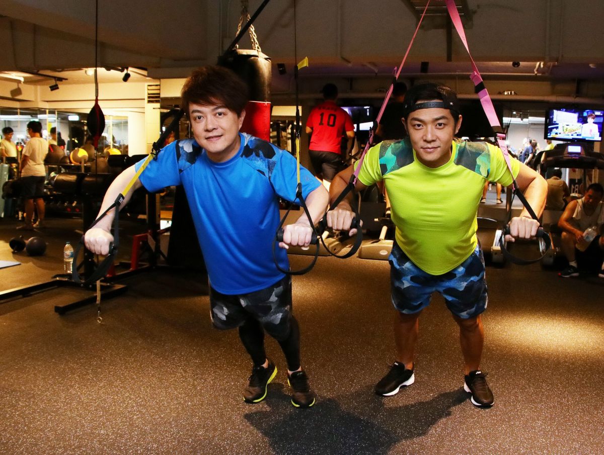 ▲翁立友（左）請來姚元浩擔任健身教練。（圖／台北健身院提供，2017.07.29）
