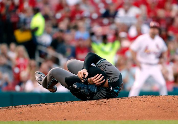 MLB／被174公里回擊球爆頭　Ray送醫
