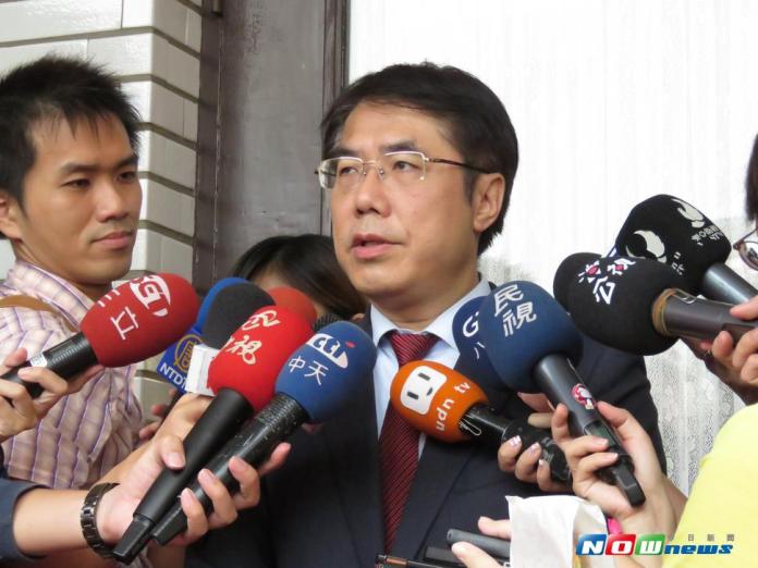 民進黨立委黃偉哲28日表示，不論台南市長賴清德未來決定做什麼，都給予祝福。（圖／NOWnews資料照）