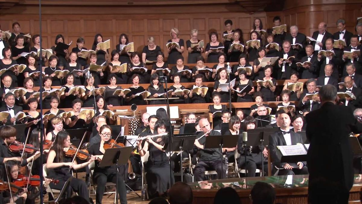 由一群在美台灣人組成的以立合唱團，8月19日將在美國洛杉磯迪士尼音樂廳舉行《和諧與友誼》音樂會。圖為昔日演出實況。（圖／翻攝自台美史料中心網站）