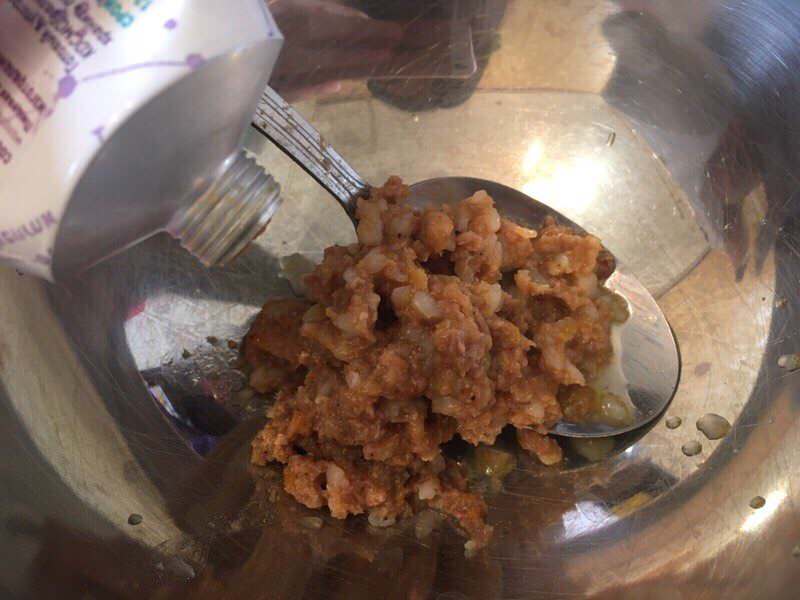▲太空食物超驚奇，滷肉飯長得像牙膏。（圖／翻攝自dcard）