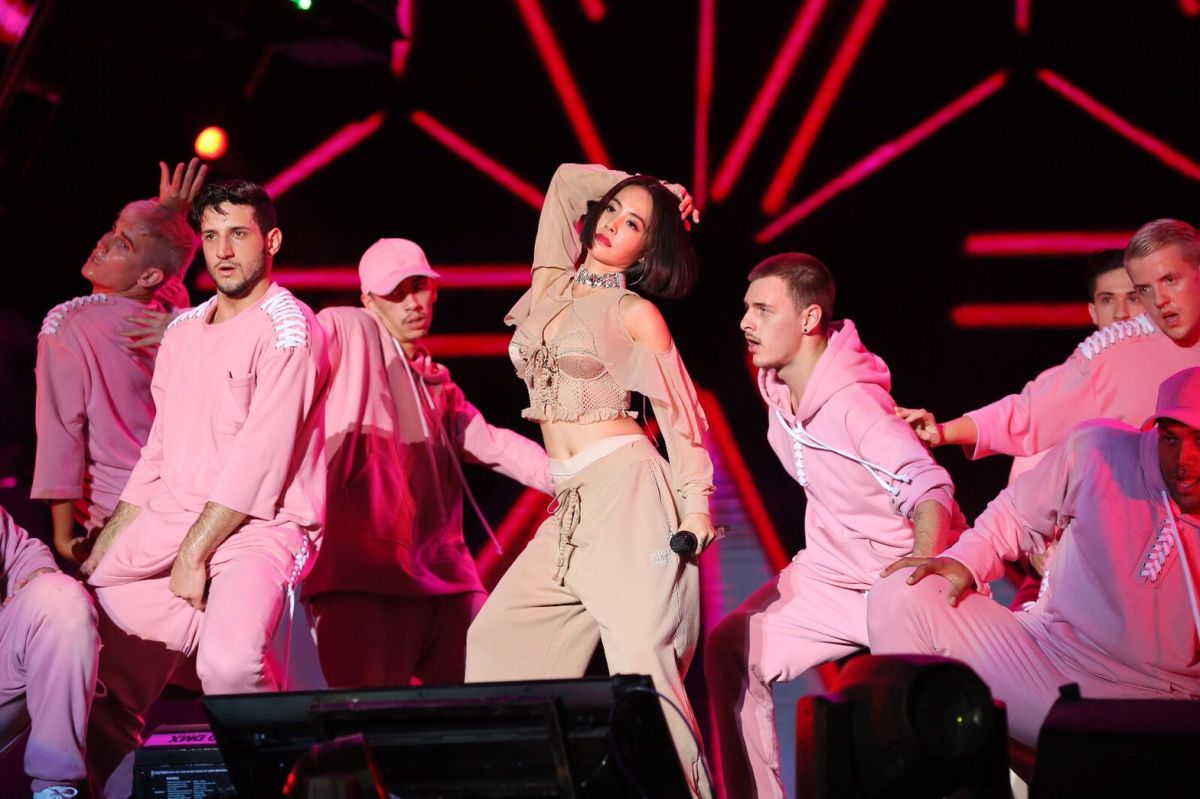 ▲蔡依林穿著薄紗在台上火辣熱舞。（圖／MTV提供 , 2017.07.20）