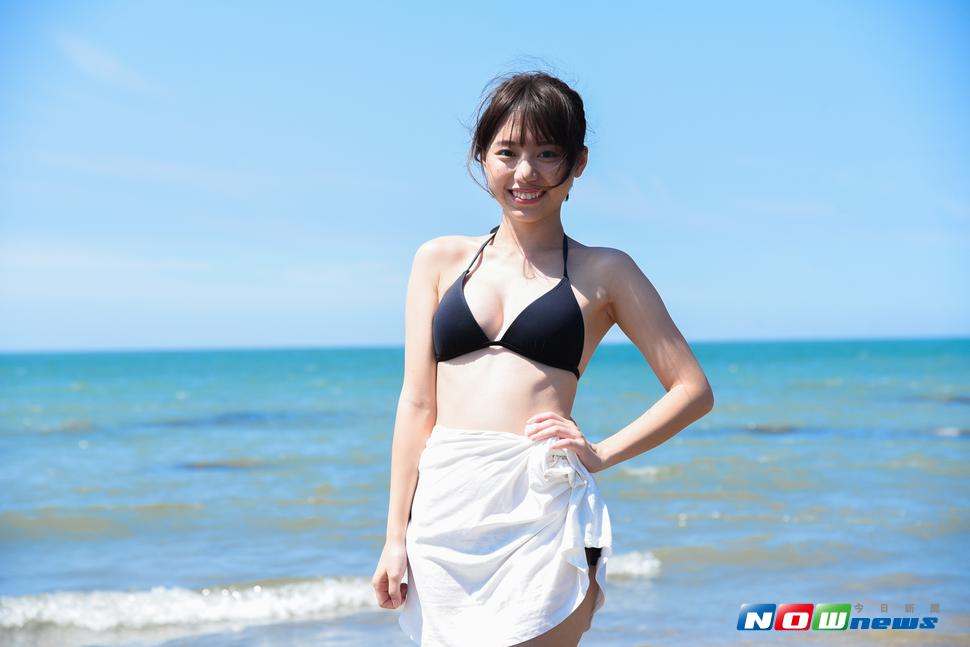 民視《我的老師叫小賀》演員海邊戲水開趴，演員陳芊羽。（圖／記者陳明安攝，2017.07.20）