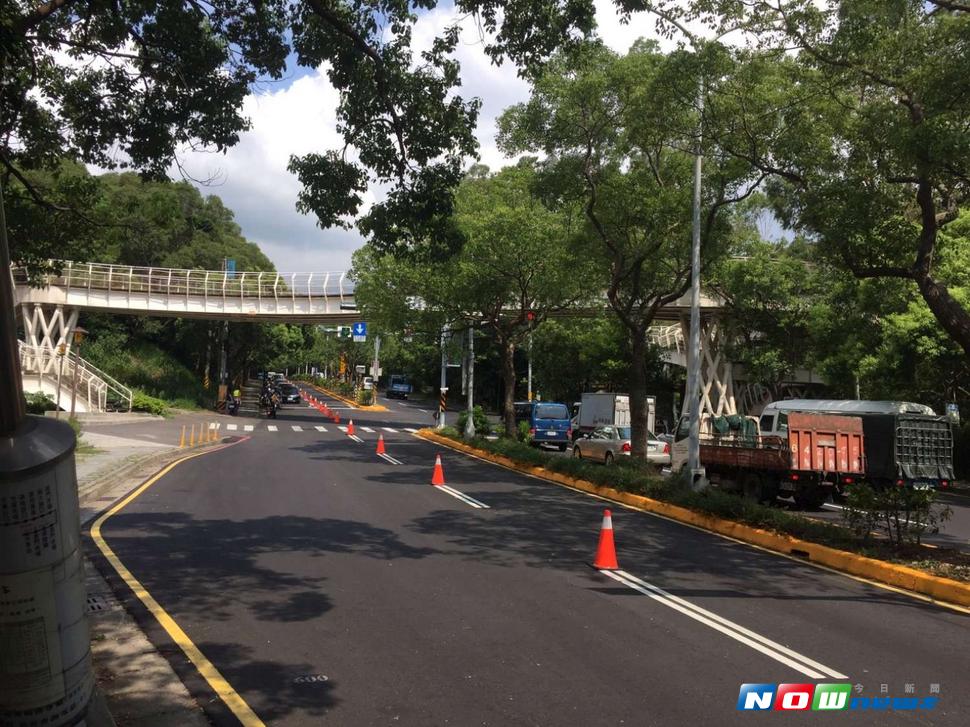 竹市府紓解園區交通壅塞，7月25日啟用寶山路調撥車道。（圖／記者陳志偉攝，2017.07.18）