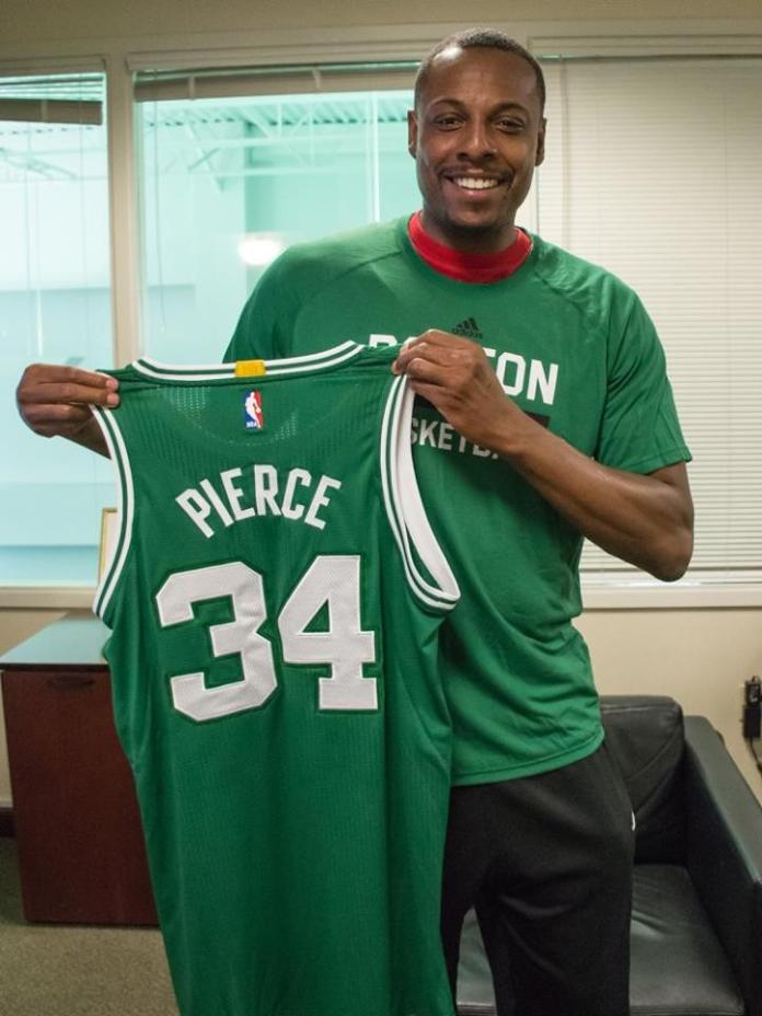 Pierce與塞爾提克簽下一日合約，以綠衫軍身份光榮退役。（圖／翻攝自塞爾提克官方臉書）