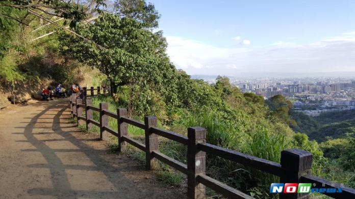 暢遊中市山海美景　遊客透過四環線自行車道欣賞
