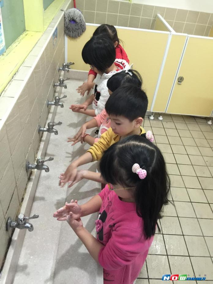 新北市政府衛生局呼籲民眾提高警覺，務必養成正確勤洗手的習慣預防腸病毒。（圖／新北市政府衛生局提供）