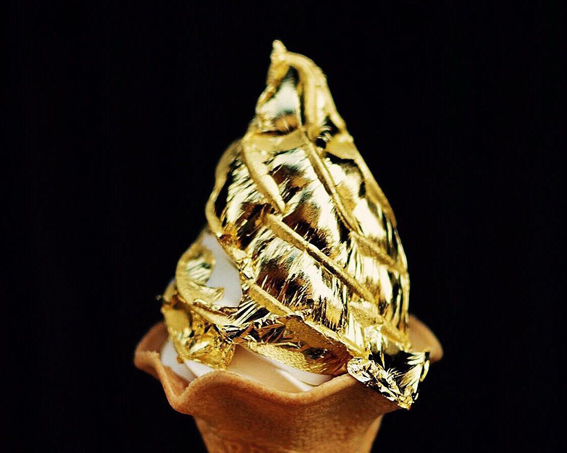 ▲99%黃金箔冰淇淋（圖/店家提供）