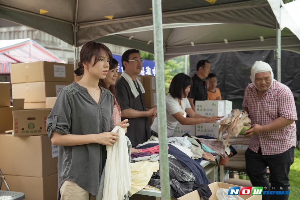 ▲夏于喬（左）看到超真實的921災況，眼眶不禁泛紅。（圖／牽猴子，2017.07.13）