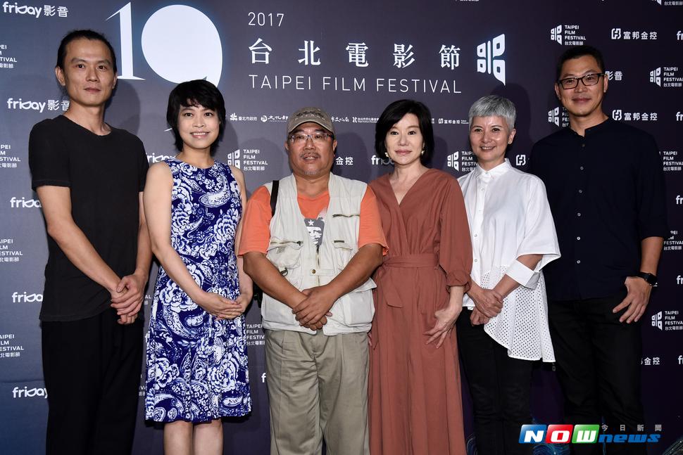 \\(左起\\)雲門2藝術總監鄭宗龍、《曼菲》音樂林慧玲老師、《曼菲》導演陳懷恩、知名編舞家何曉玫老師、曼菲好友李烈、監製王芝方 出席2017台北電影節閉幕片《曼菲》首映會。（圖／記者林柏年攝 , 2017.07.11）