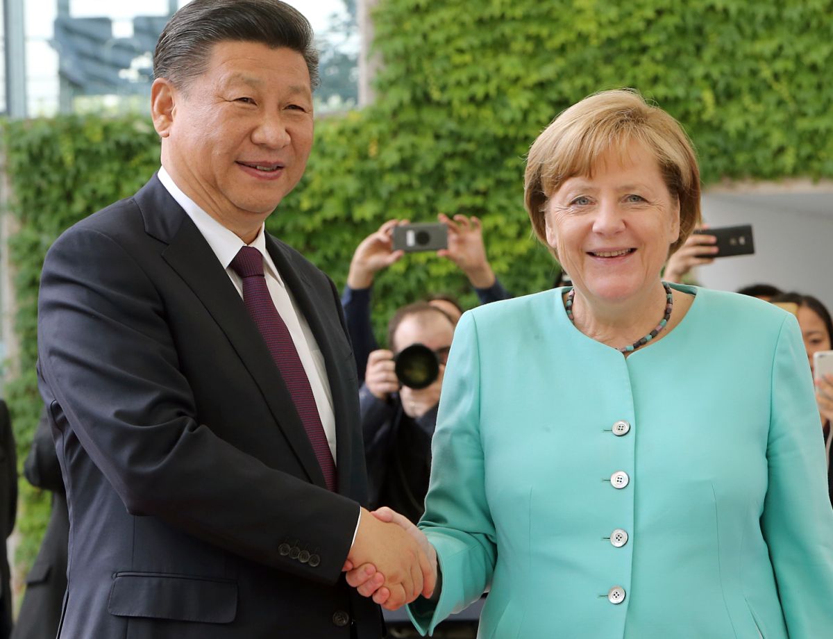 ▲G20 峰會正在德國漢堡召開，圖左為大陸國家主席習近平，右為德國總理梅克爾。（圖／達志影像／美聯社）