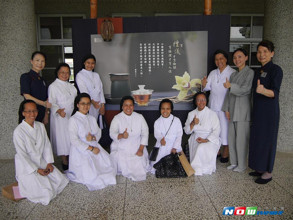 修女會總會長尼瑟塔修女組團來台參訪彰化靜思堂、拜會證嚴法師，感謝慈濟在菲律賓海燕風災的災後重建及對菲律賓慈濟志工的付出。（圖／記者陳雅芳攝，2017.7.6）