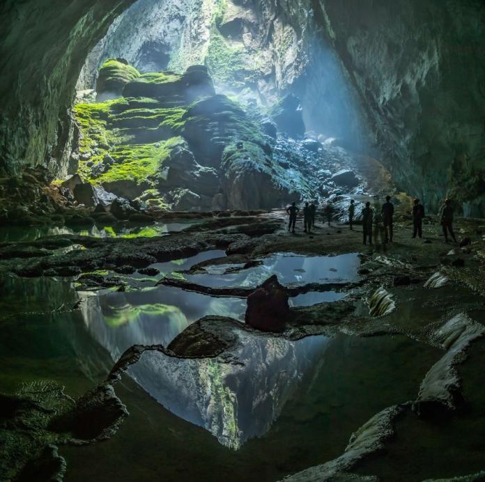 全世界最大的洞穴，需跋山涉水兩天才會到的越南山水洞。（圖／翻攝自Ronald Fritz）