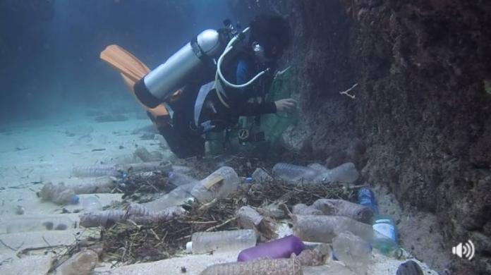 小琉球海底垃圾多令網友驚訝，連帶喚起民眾對環境的重視。（圖／翻攝自「島人。Islander」臉書）