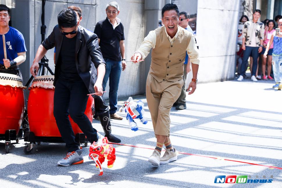 演員高英軒（右）、陳子強（左）出席公視《起鼓出獅》 媒體特映會。（圖／記者葉政勳攝 , 2017.07.05）