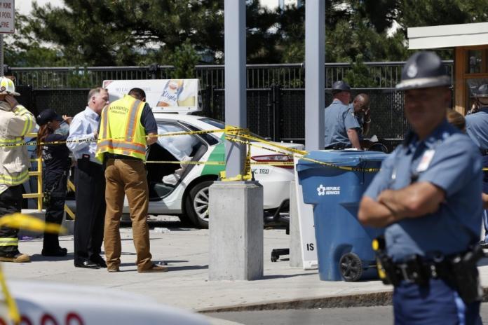 當地時間3日下午1點多，美國麻州警方表示，有一輛汽車在波士頓國際機場附近衝撞人群，並造成約10人受傷（圖／達志影像／美聯社）