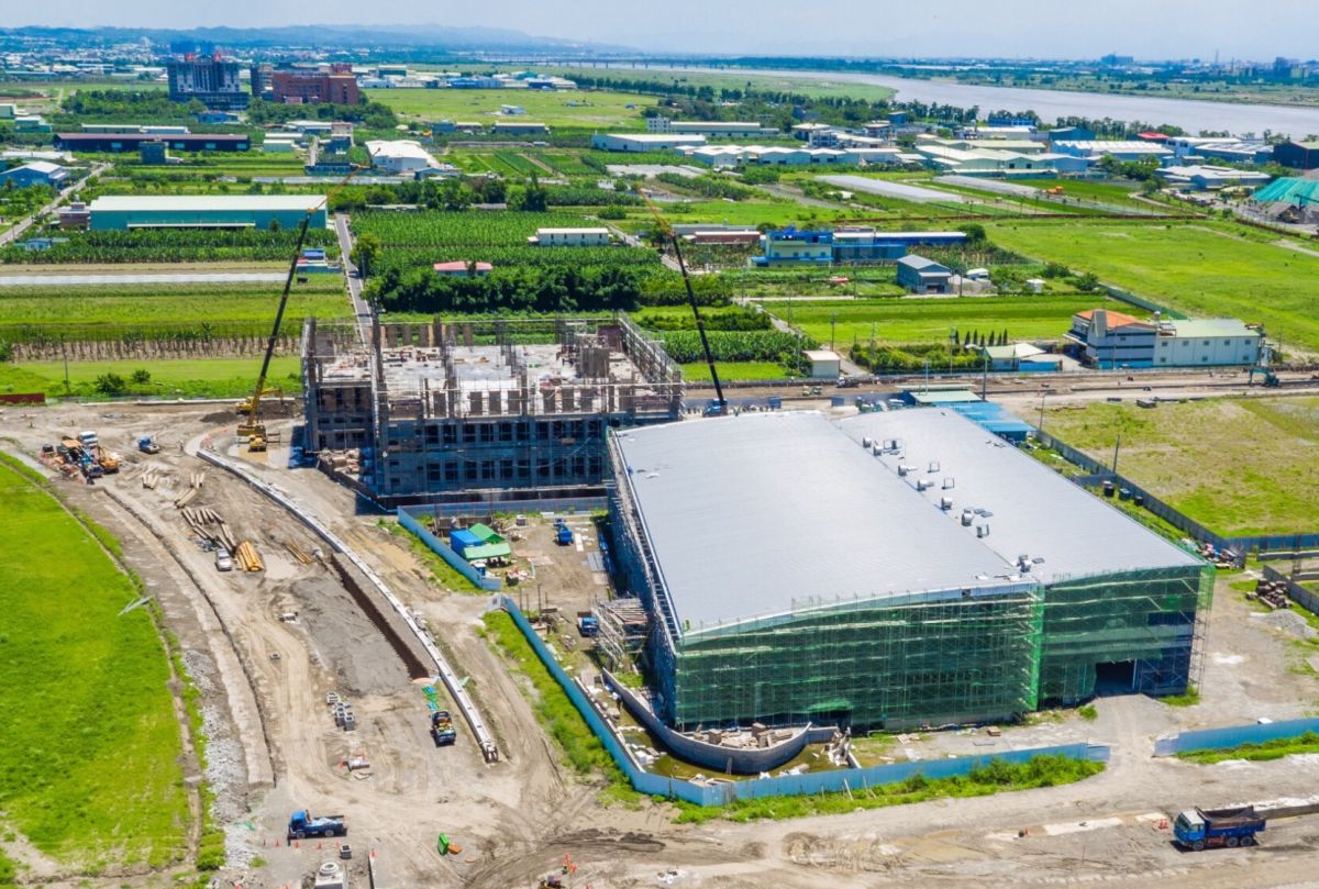 高市經發局預估，園區開發後可創造400億元產值，1萬個就業機會，同時希望和發園區不僅能帶動高雄經濟發展，更能透過園區開發，讓在地居民及廠商享受更便利與舒適的生活環境。（圖／主辦單位提供 , 2017.07.03）