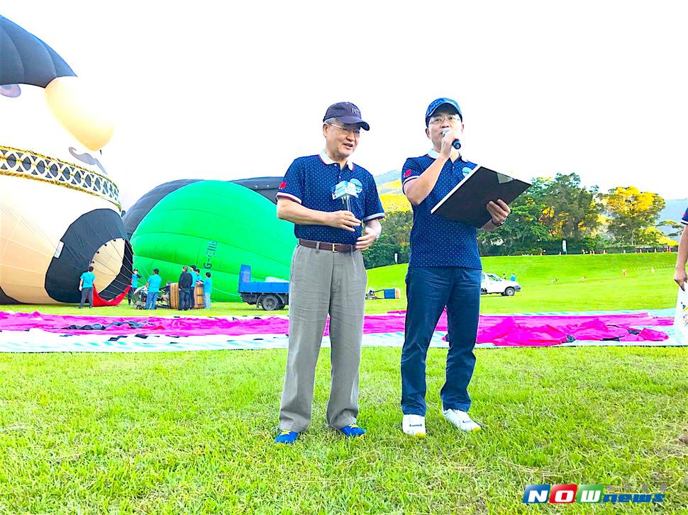 在台東縣政府的巧心安排下，行政院毛治國前院長對於自己意外獲頒台東縣榮譽縣民感到又驚又喜，並連連說不敢當。（圖／台東縣政府提供，2017.07.03）