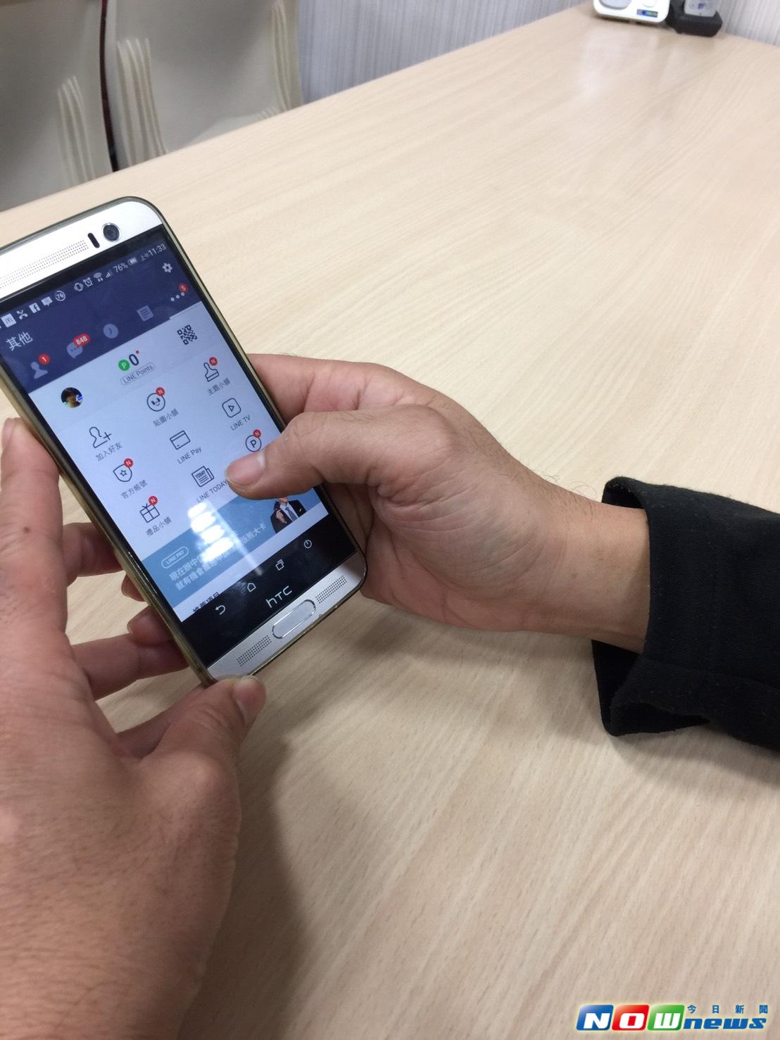 ▲有民眾投訴下班後未讀主管訊息，竟被規定每日要抄心經十遍。（圖為示意照片）