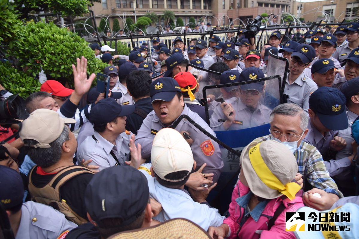 ▲由於軍公教年金改革部分違憲，政院4日在行政院會中拍板通過修正草案，將送交立法院審議。（圖／NOWnews資料照）