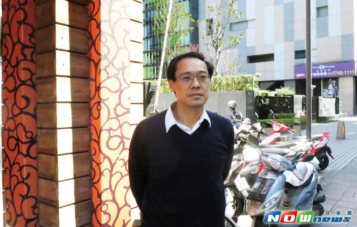 不當黨產委員會委員楊偉中與妻子陳以真上月底到南太島嶼庫克群島度假划獨木舟，楊為救溺水女兒不幸喪命，得年47歲。（資料照／NOWnews）