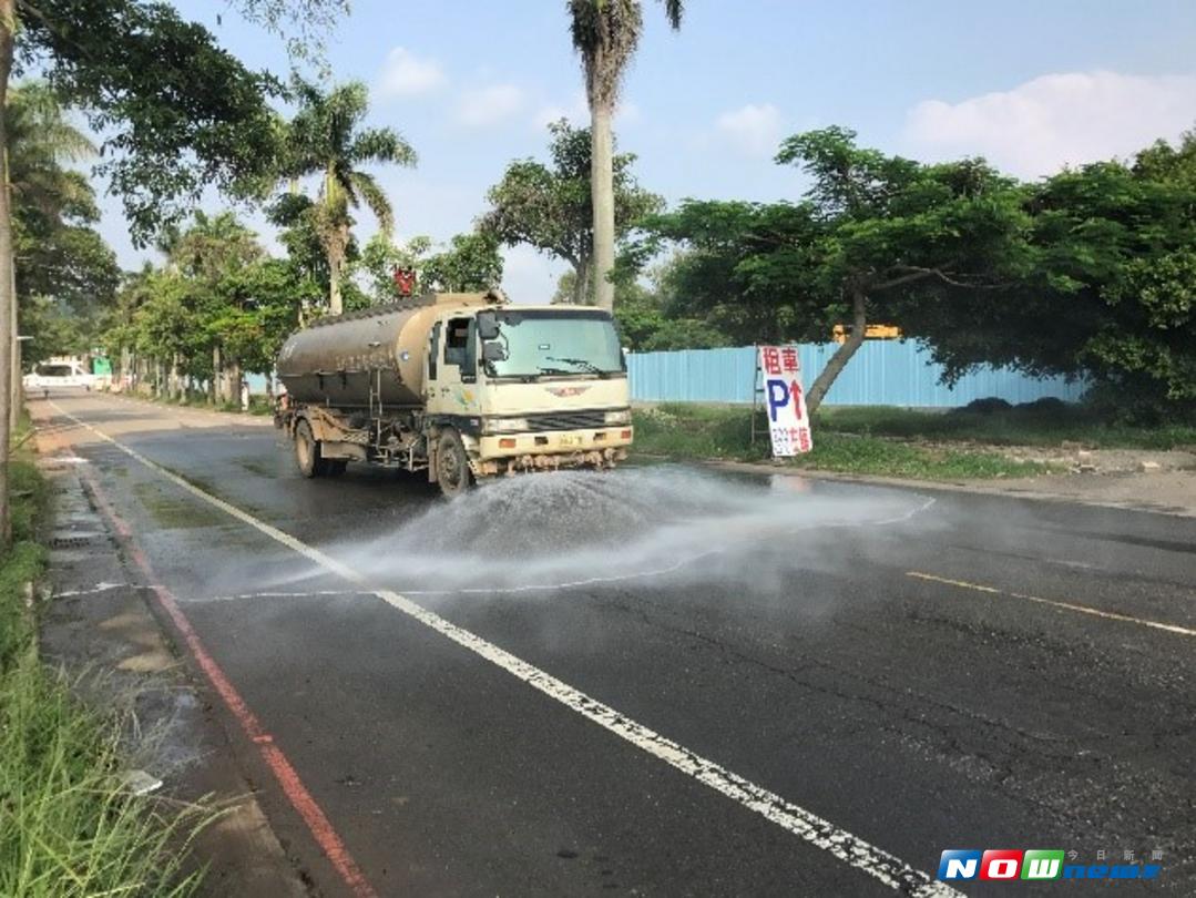 ▲環保局建置洗掃路網，由各區清潔區隊針對主要道路每日洗掃。（圖／環保局提供）